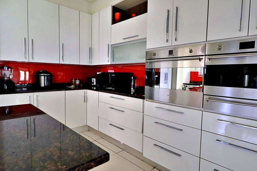 3 Bedroom Property for Sale in Glen Erasmia Gauteng