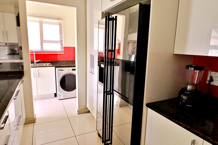 3 Bedroom Property for Sale in Glen Erasmia Gauteng