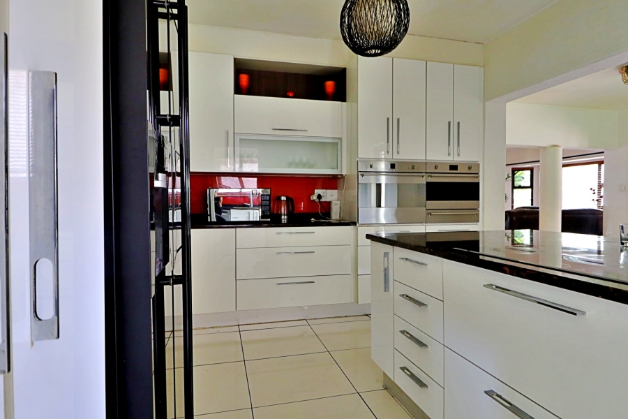 3 Bedroom Property for Sale in Glen Erasmia Gauteng
