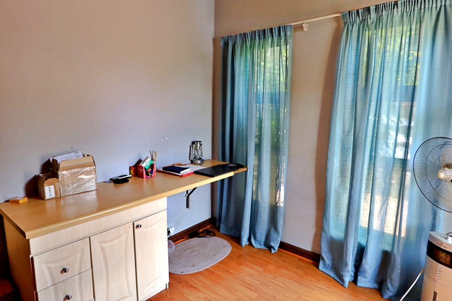 3 Bedroom Property for Sale in Glen Erasmia Gauteng