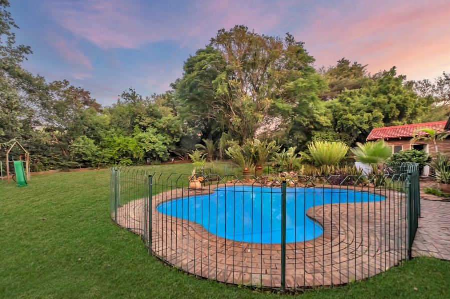 4 Bedroom Property for Sale in Gallo Manor Gauteng