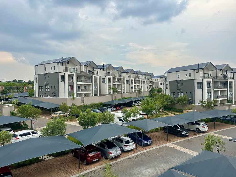 1 Bedroom Property for Sale in Waterfall Gauteng