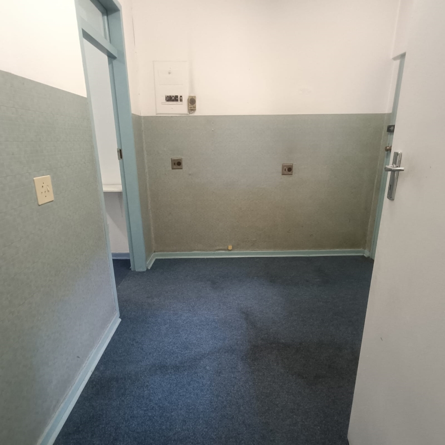 To Let 2 Bedroom Property for Rent in Emmarentia Gauteng