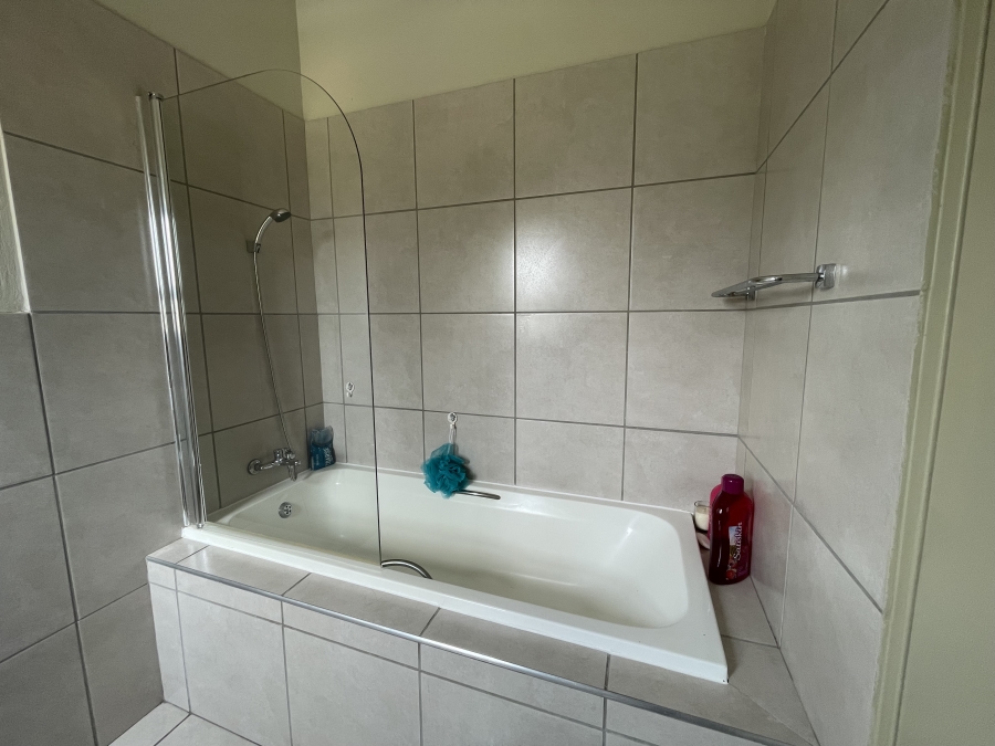 2 Bedroom Property for Sale in Brentwood Park Gauteng