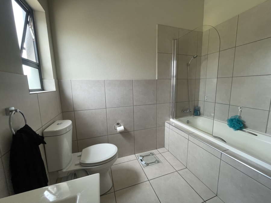 2 Bedroom Property for Sale in Brentwood Park Gauteng