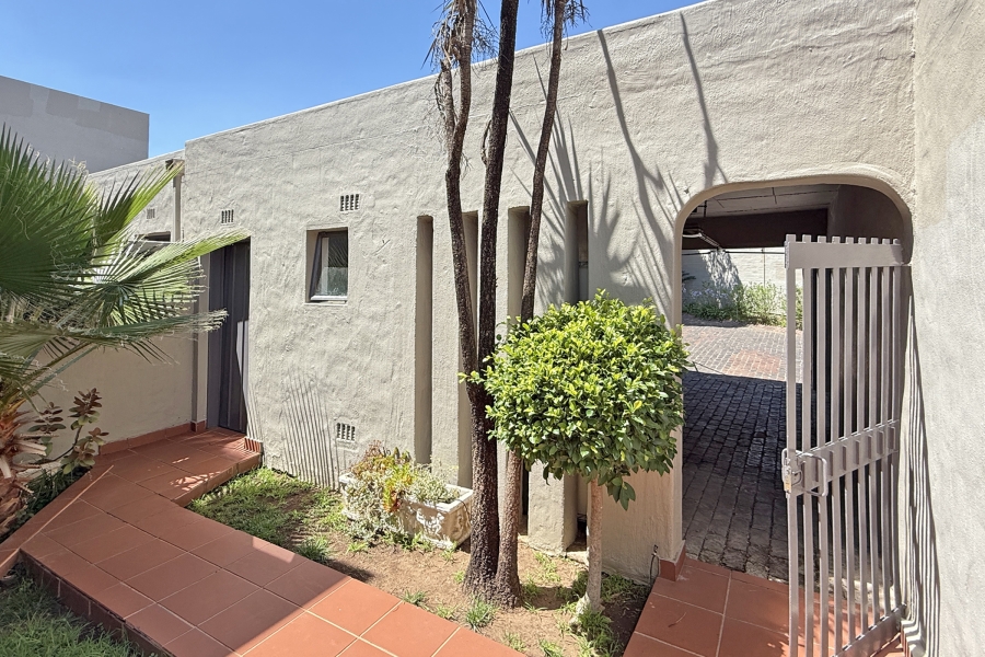 2 Bedroom Property for Sale in River Club Gauteng