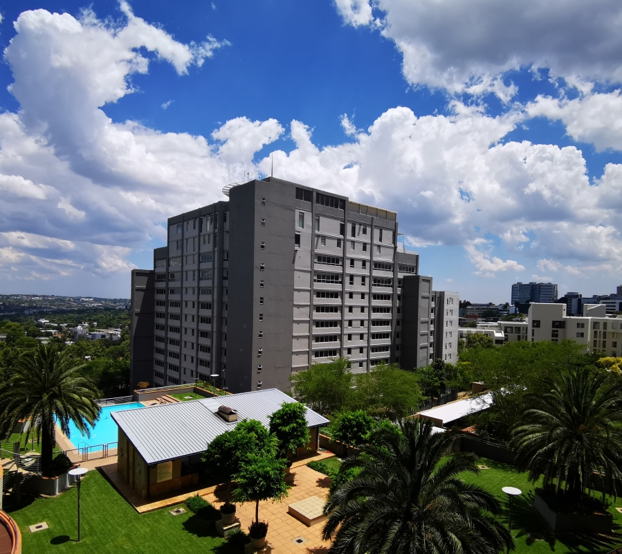 1 Bedroom Property for Sale in Sandhurst Gauteng