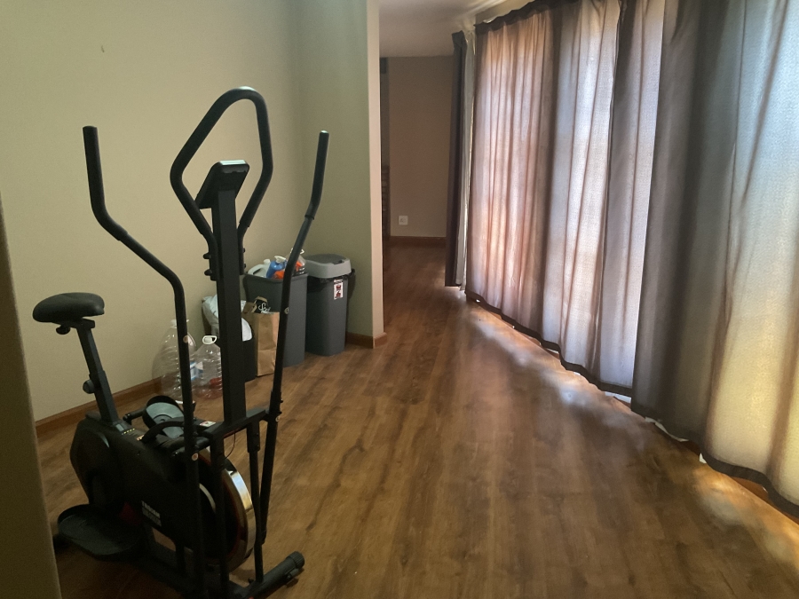 3 Bedroom Property for Sale in Kilner Park Gauteng