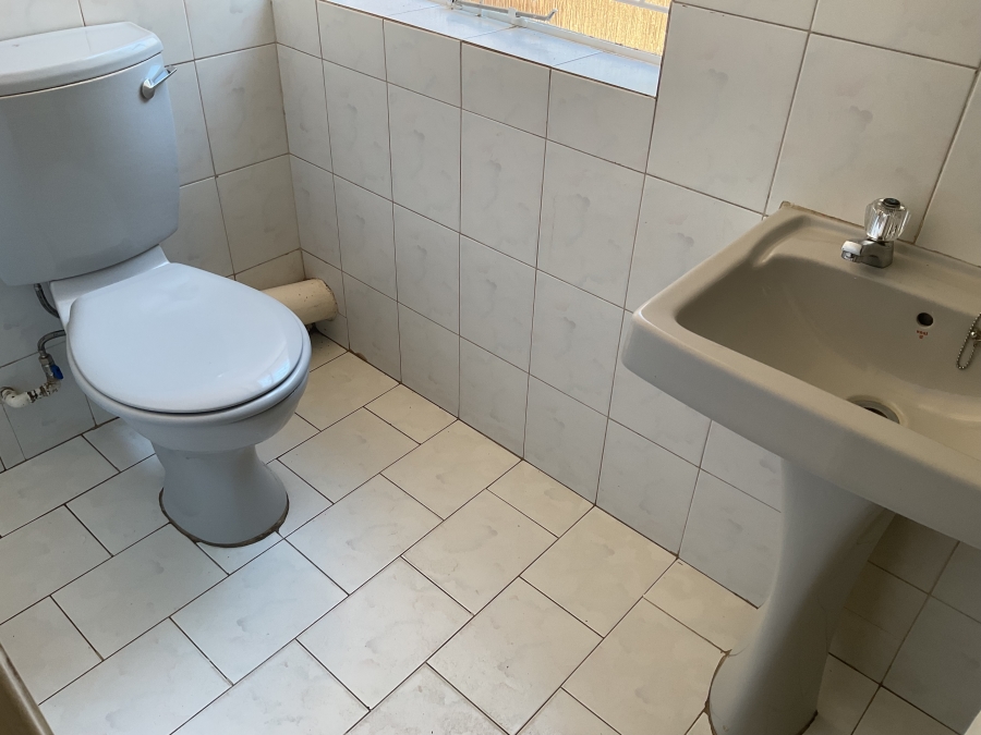 3 Bedroom Property for Sale in Kilner Park Gauteng