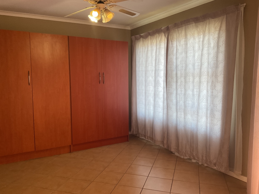 3 Bedroom Property for Sale in Kilner Park Gauteng