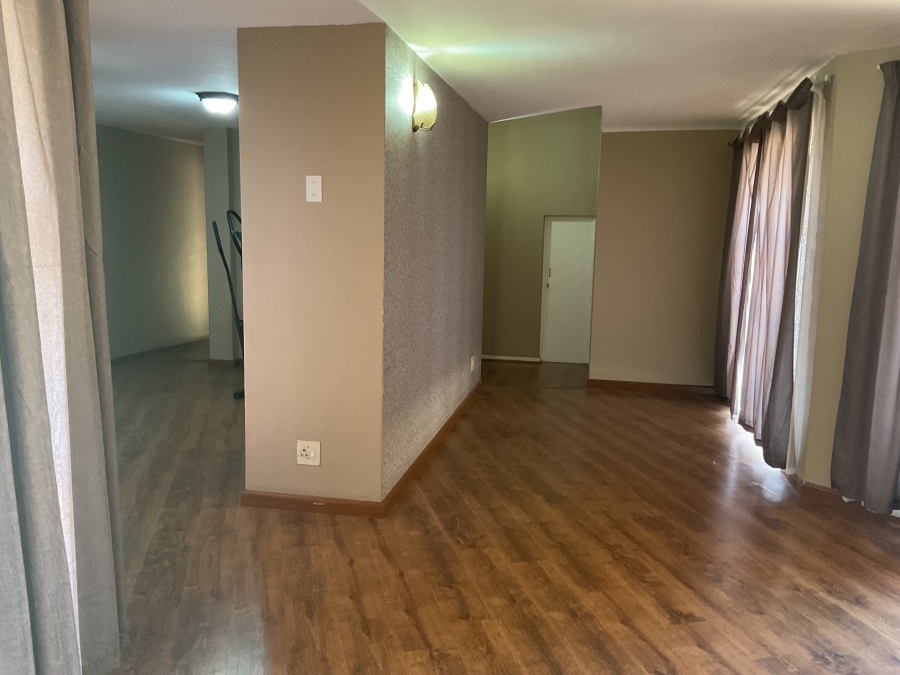 3 Bedroom Property for Sale in Kilner Park Gauteng