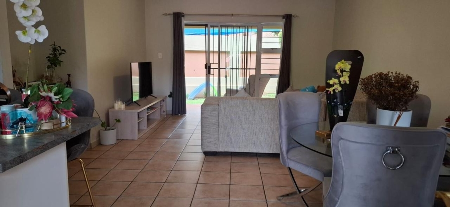 To Let 2 Bedroom Property for Rent in Sunninghill Gauteng