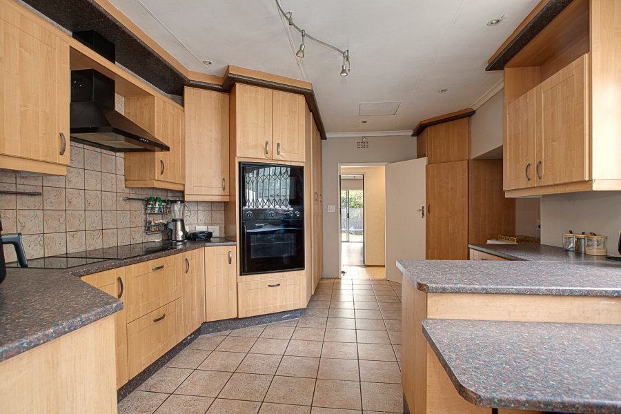 4 Bedroom Property for Sale in Morningside Gauteng