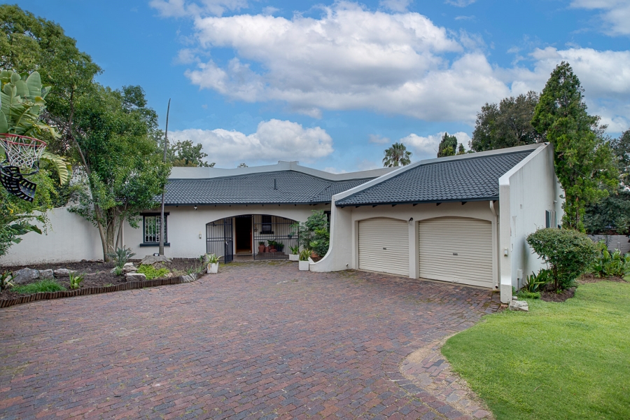 4 Bedroom Property for Sale in Morningside Gauteng