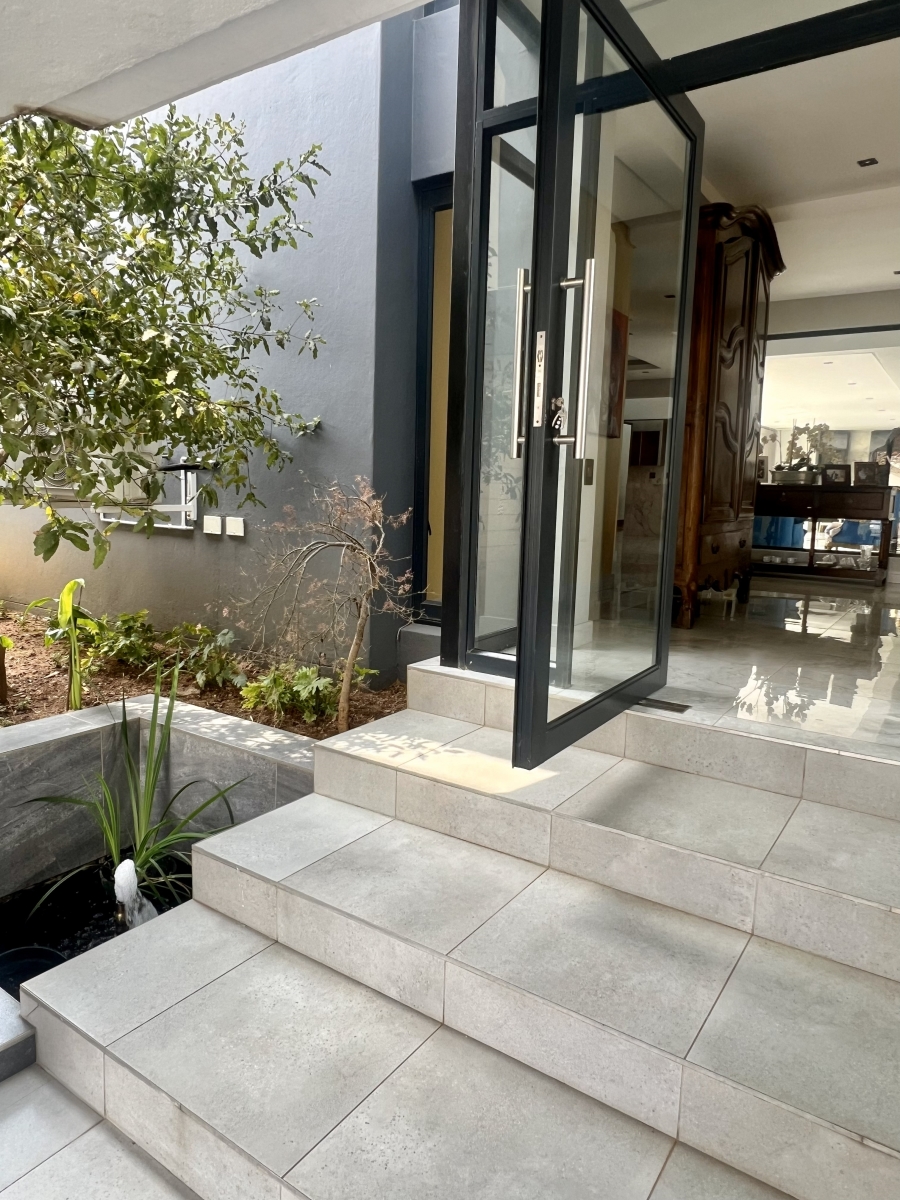 4 Bedroom Property for Sale in Waterfall Country Estate Gauteng