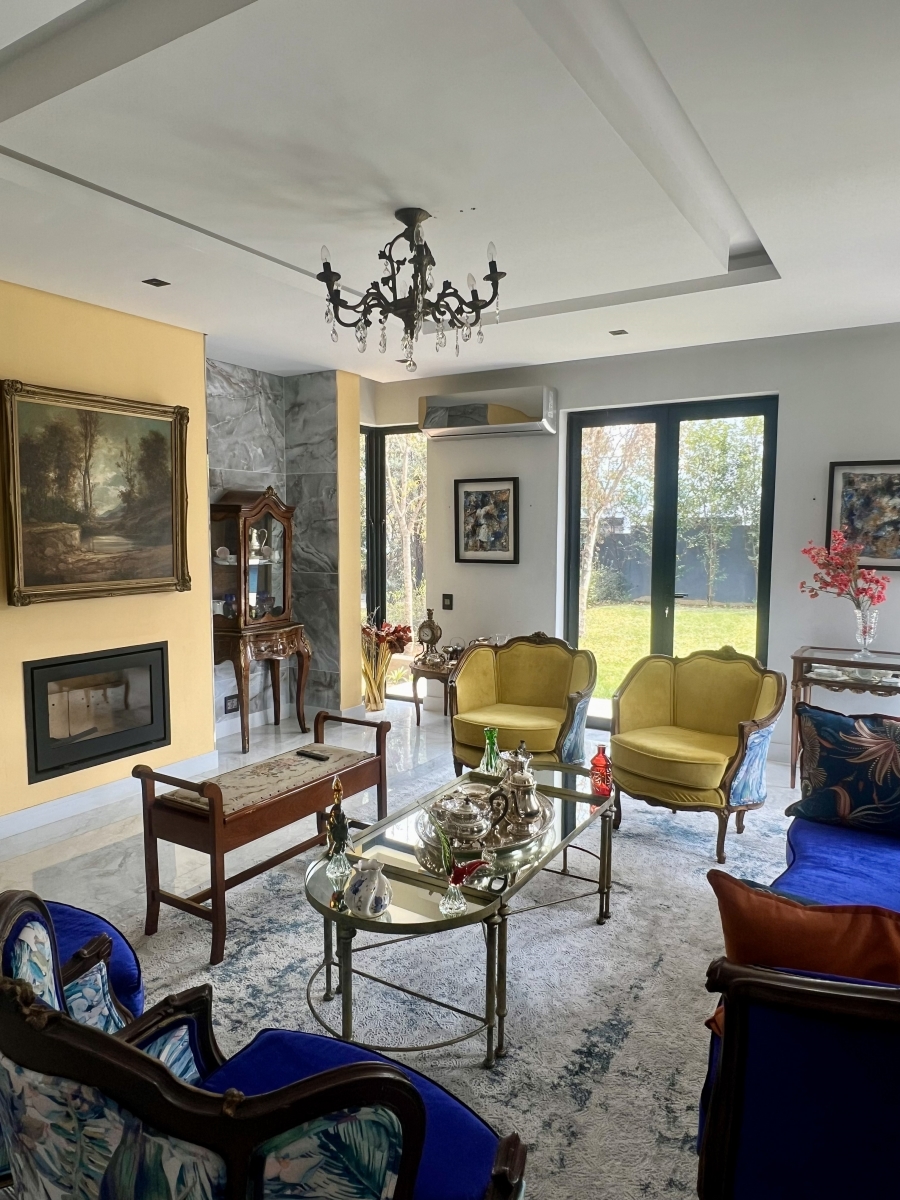 4 Bedroom Property for Sale in Waterfall Country Estate Gauteng