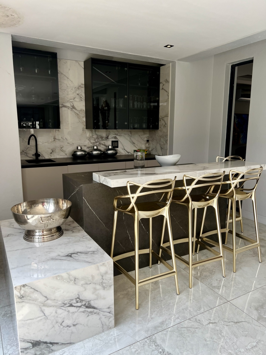 4 Bedroom Property for Sale in Waterfall Country Estate Gauteng