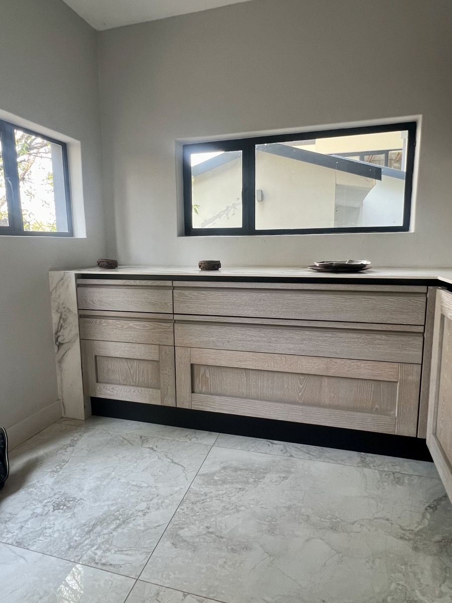 4 Bedroom Property for Sale in Waterfall Country Estate Gauteng