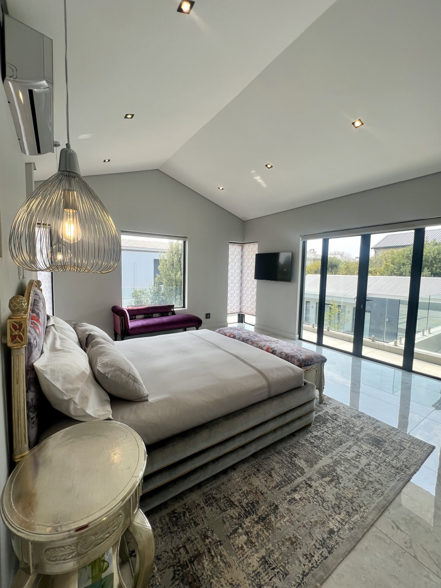 4 Bedroom Property for Sale in Waterfall Country Estate Gauteng