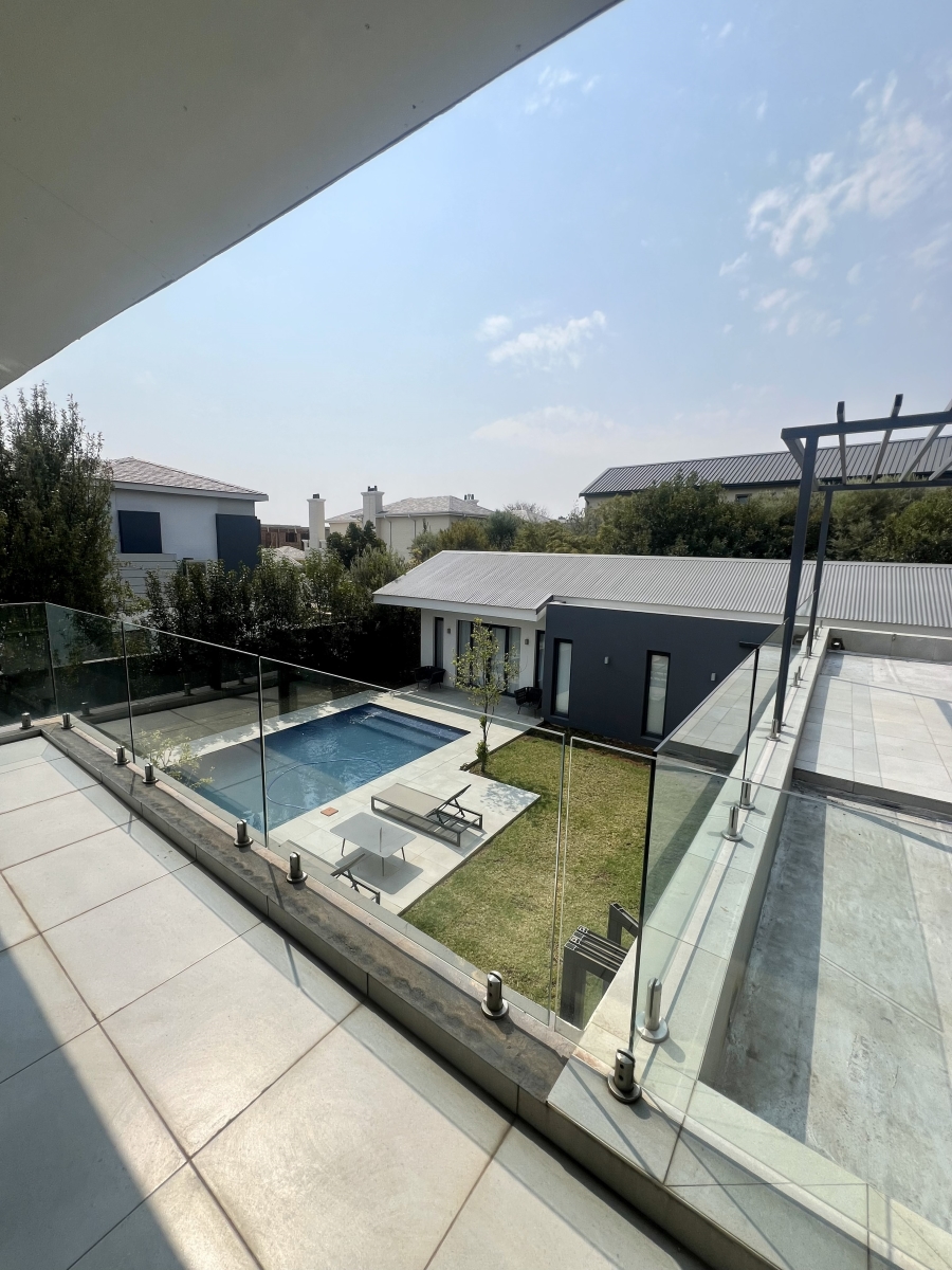 4 Bedroom Property for Sale in Waterfall Country Estate Gauteng