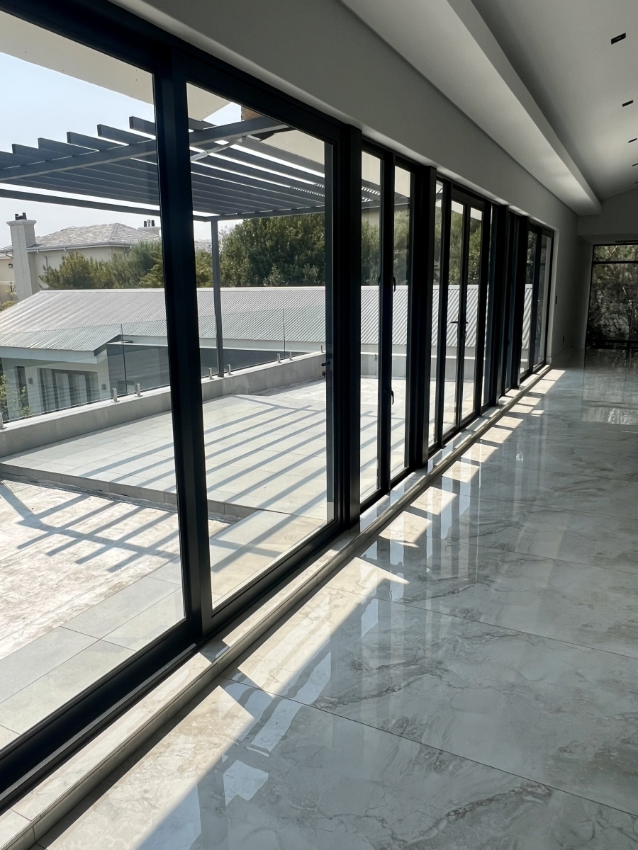 4 Bedroom Property for Sale in Waterfall Country Estate Gauteng