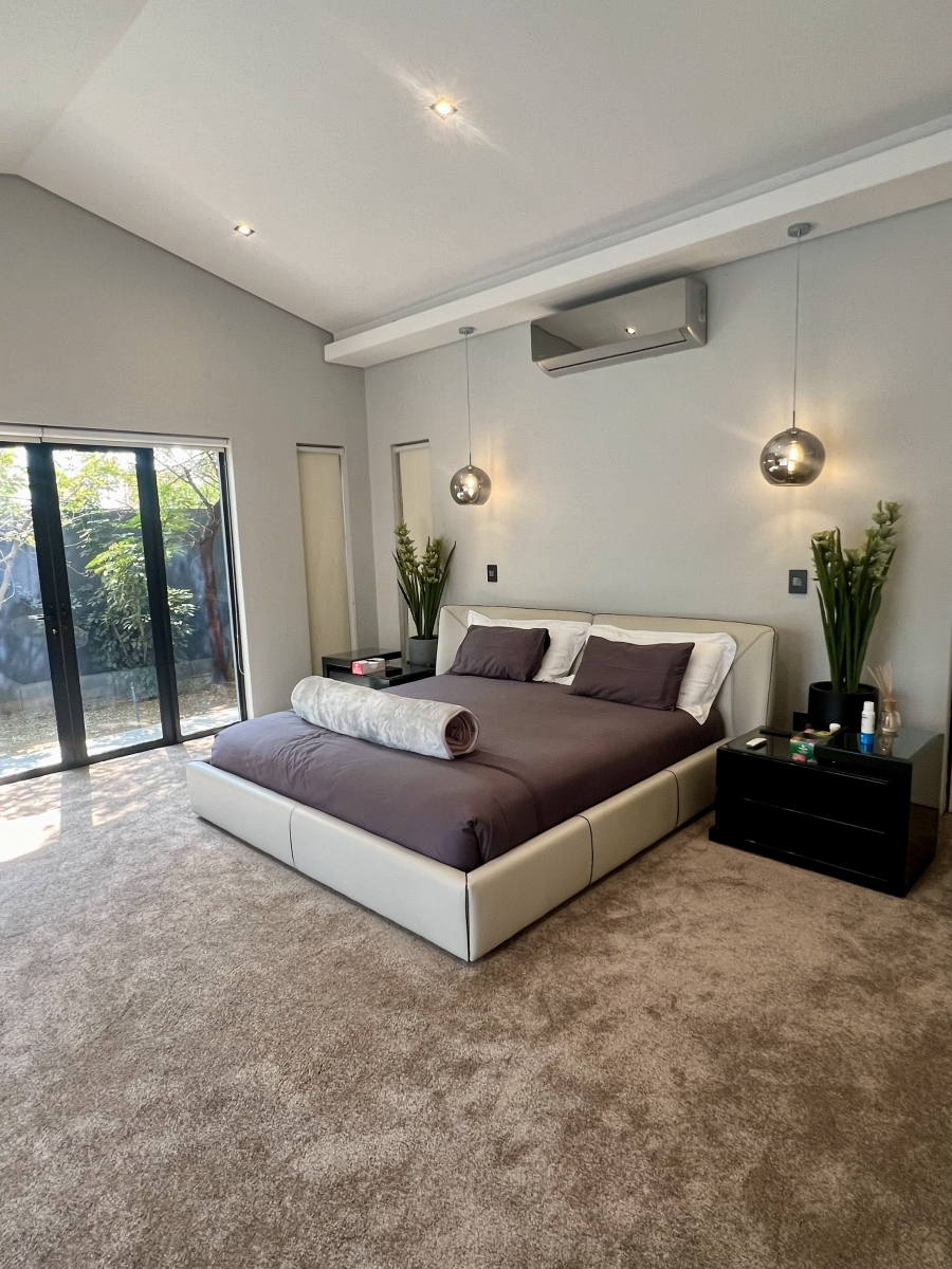 4 Bedroom Property for Sale in Waterfall Country Estate Gauteng