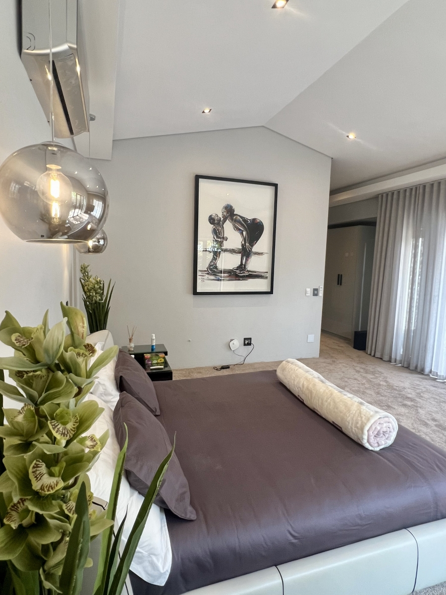 4 Bedroom Property for Sale in Waterfall Country Estate Gauteng