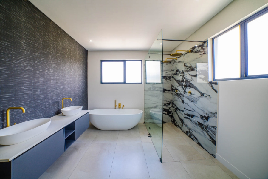 4 Bedroom Property for Sale in Helderfontein Estate Gauteng