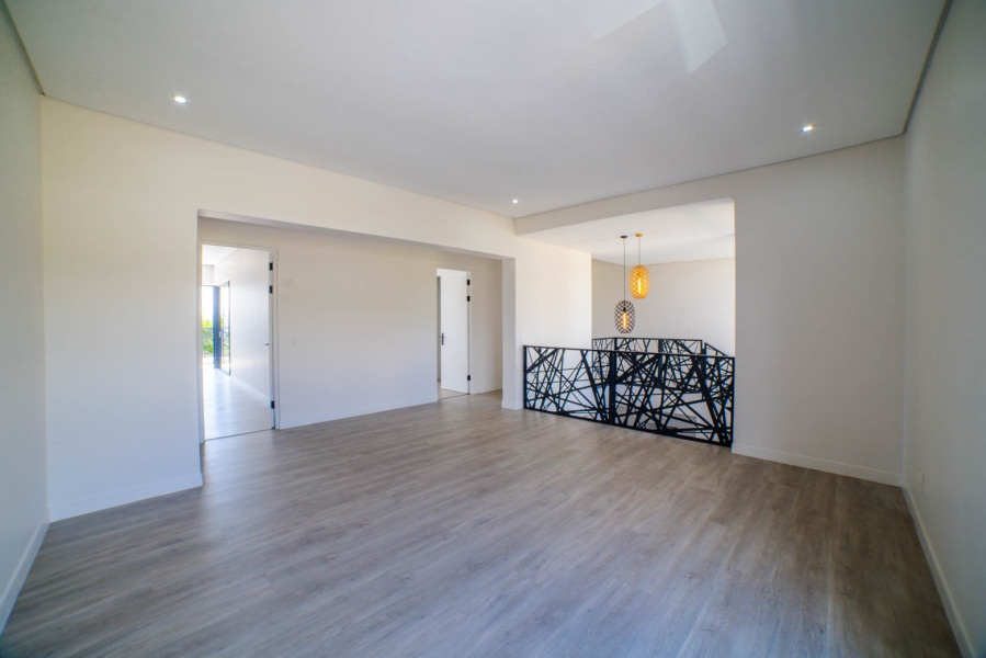 4 Bedroom Property for Sale in Helderfontein Estate Gauteng