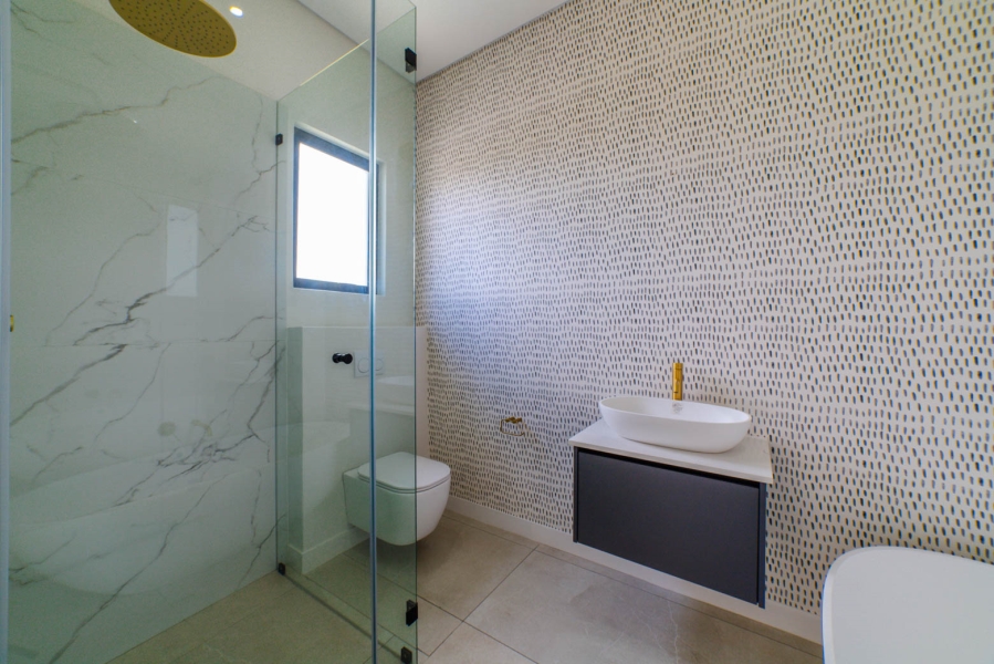 4 Bedroom Property for Sale in Helderfontein Estate Gauteng