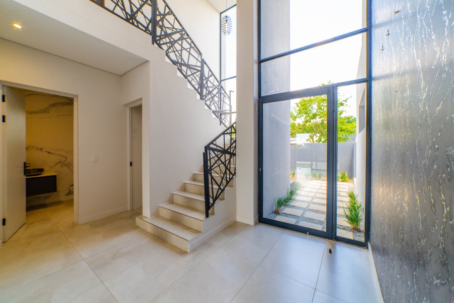 4 Bedroom Property for Sale in Helderfontein Estate Gauteng