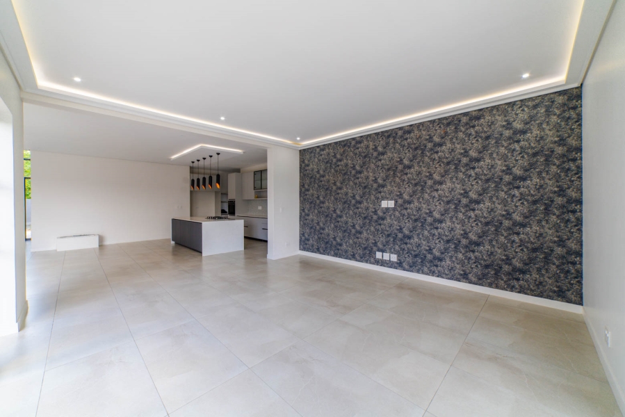 4 Bedroom Property for Sale in Helderfontein Estate Gauteng