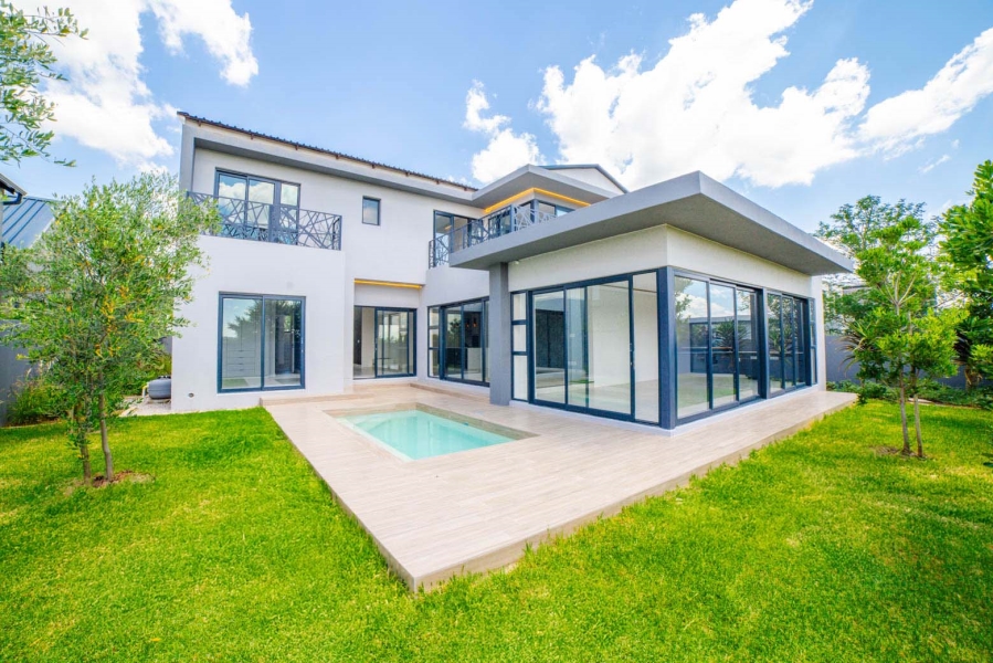 4 Bedroom Property for Sale in Helderfontein Estate Gauteng