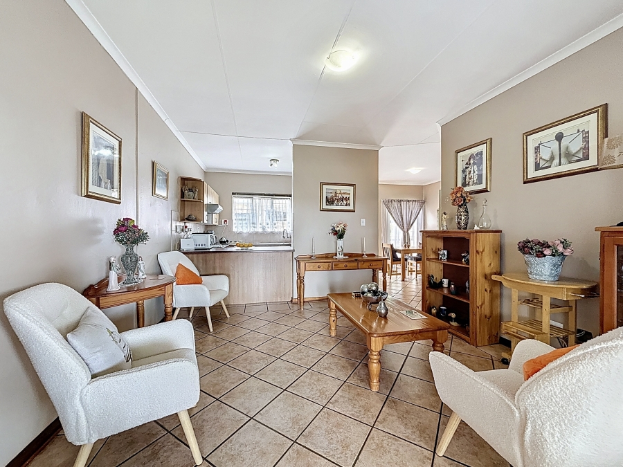 2 Bedroom Property for Sale in Equestria Gauteng