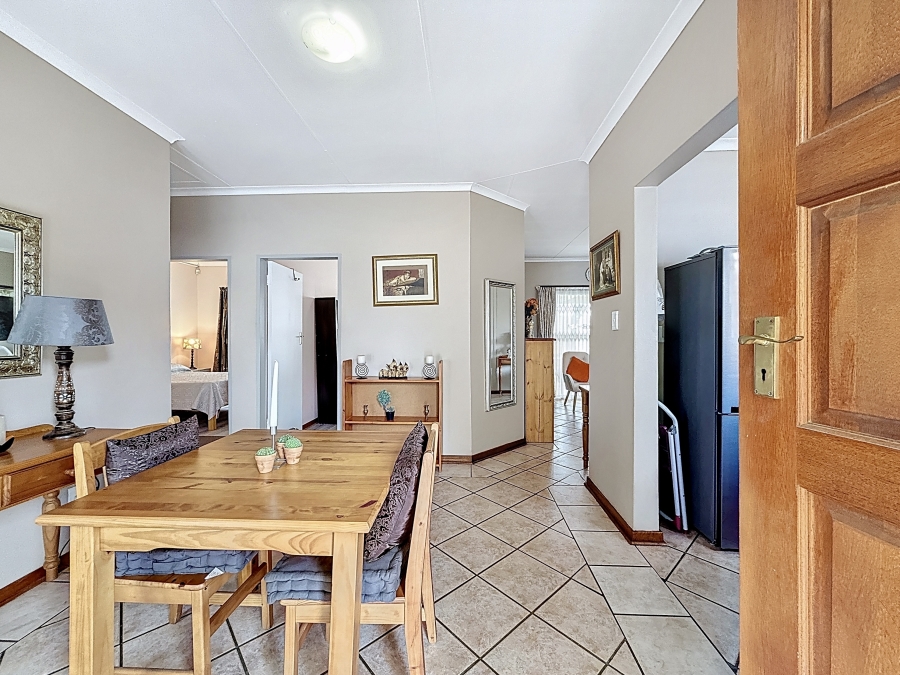 2 Bedroom Property for Sale in Equestria Gauteng