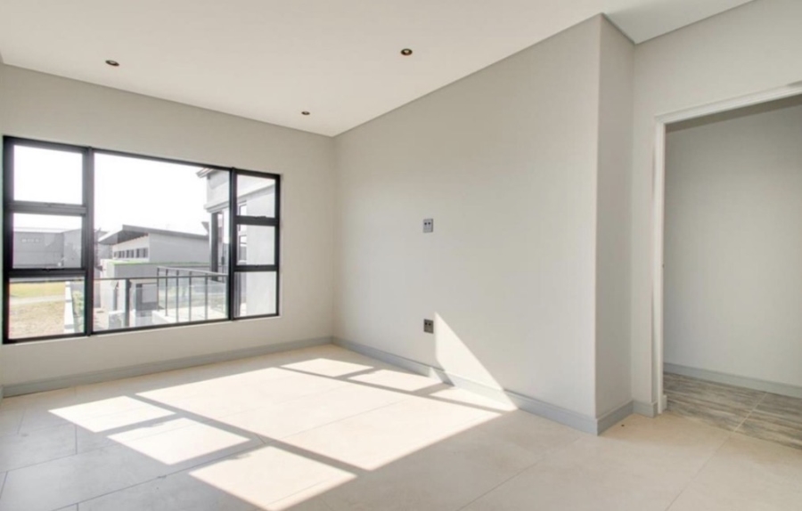 5 Bedroom Property for Sale in Helderfontein Estate Gauteng