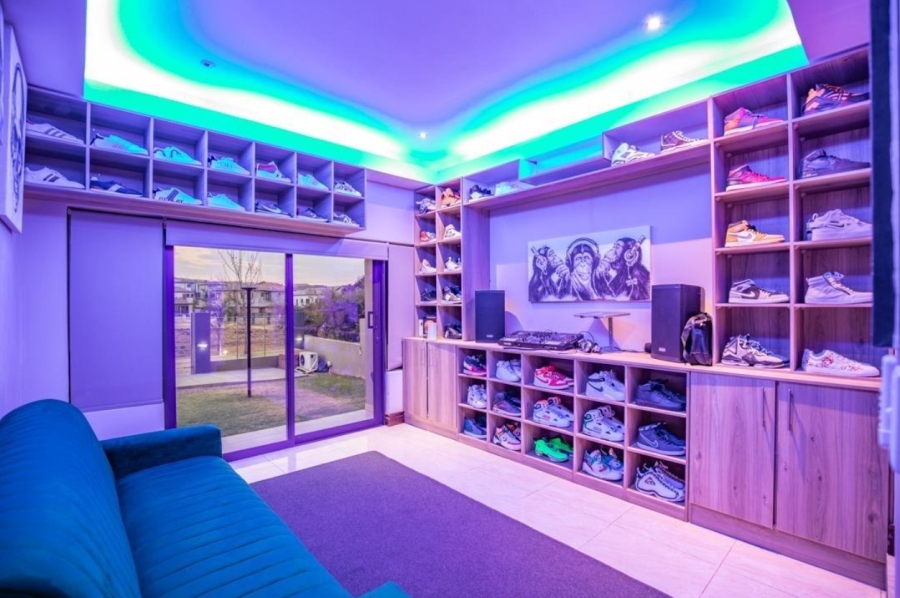 4 Bedroom Property for Sale in Blue Valley Golf Estate Gauteng