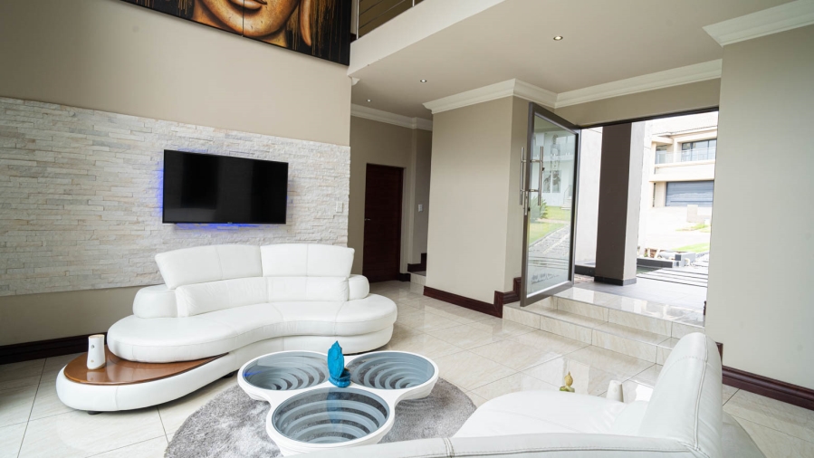 4 Bedroom Property for Sale in Blue Valley Golf Estate Gauteng