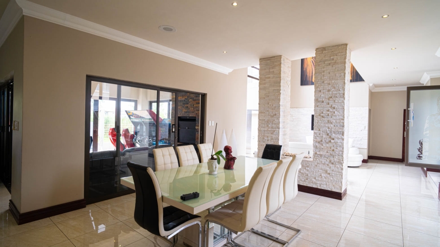 4 Bedroom Property for Sale in Blue Valley Golf Estate Gauteng