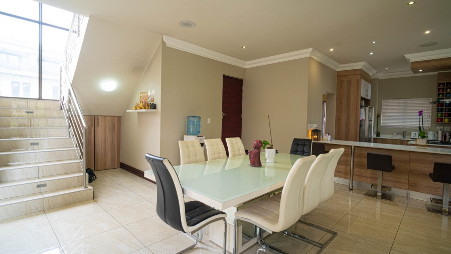 4 Bedroom Property for Sale in Blue Valley Golf Estate Gauteng