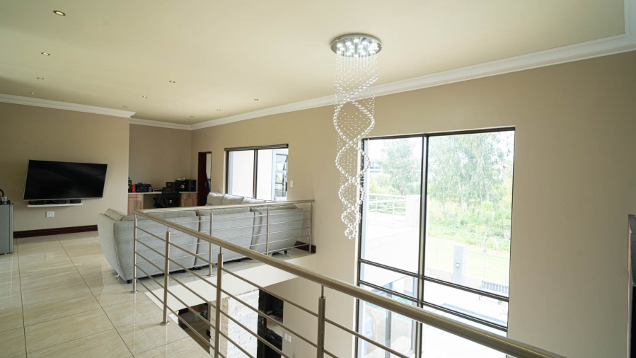 4 Bedroom Property for Sale in Blue Valley Golf Estate Gauteng