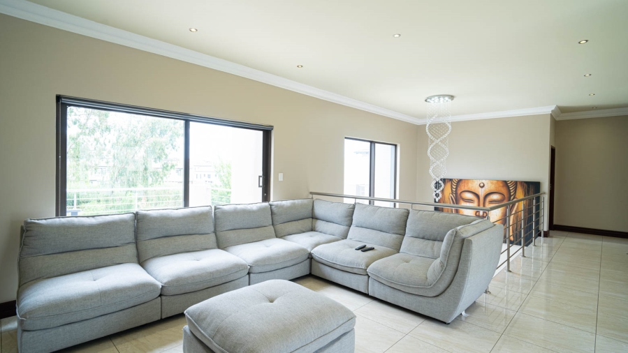 4 Bedroom Property for Sale in Blue Valley Golf Estate Gauteng