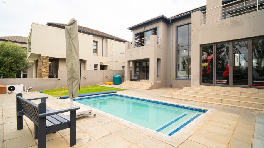 4 Bedroom Property for Sale in Blue Valley Golf Estate Gauteng
