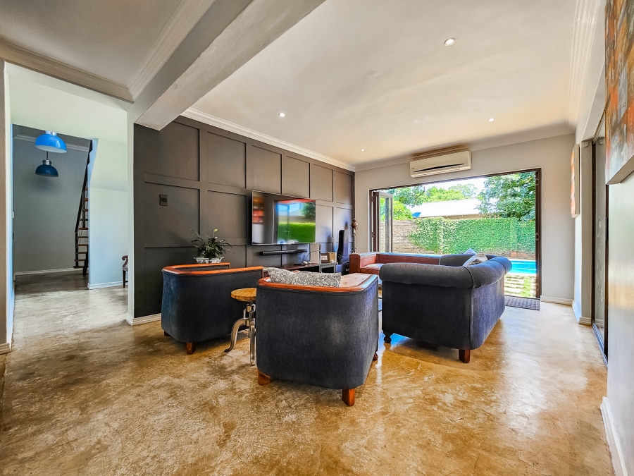 To Let 4 Bedroom Property for Rent in Deerness Gauteng