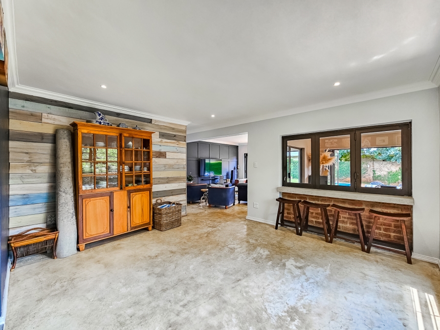 To Let 4 Bedroom Property for Rent in Deerness Gauteng