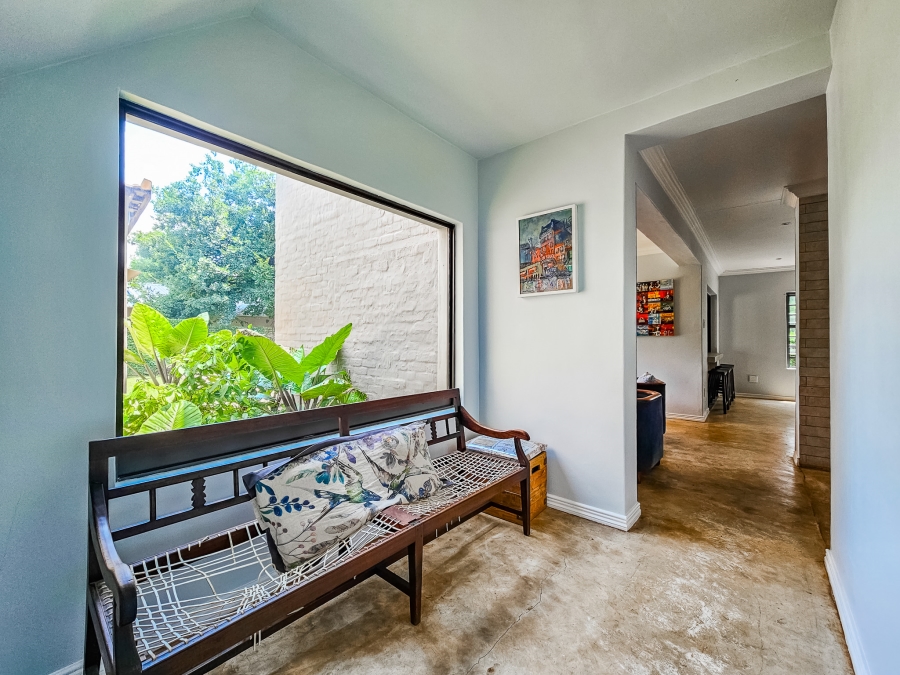 To Let 4 Bedroom Property for Rent in Deerness Gauteng