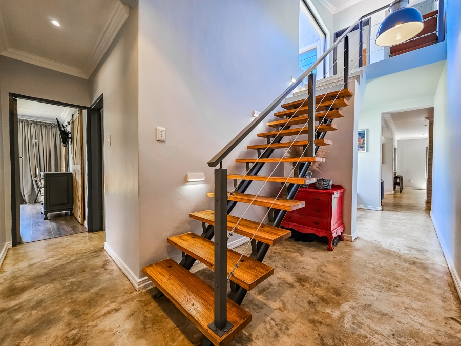 To Let 4 Bedroom Property for Rent in Deerness Gauteng