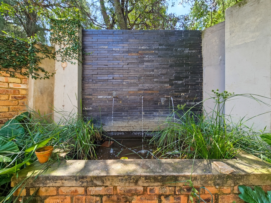 To Let 4 Bedroom Property for Rent in Deerness Gauteng