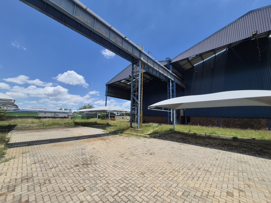To Let commercial Property for Rent in Wadeville Gauteng