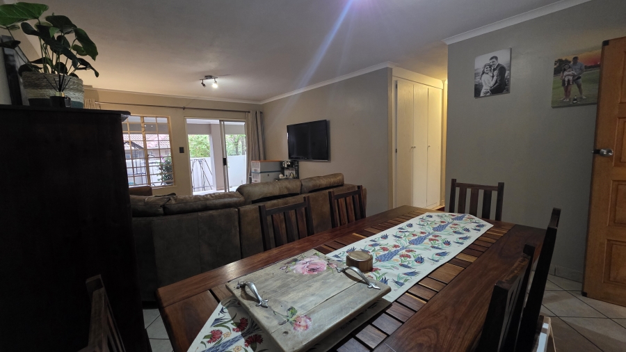 2 Bedroom Property for Sale in The Wilds Gauteng